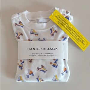 NWT Janie and Jack Good Night Pajamas in Roller Skate 2 Piece Pajama Set Size 3